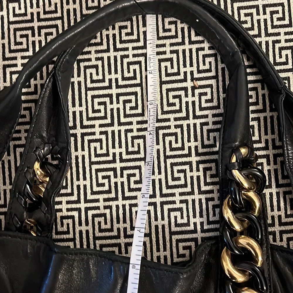 Michael Kors black leather purse‎ black and gold chain detail - Picture 6 of 6